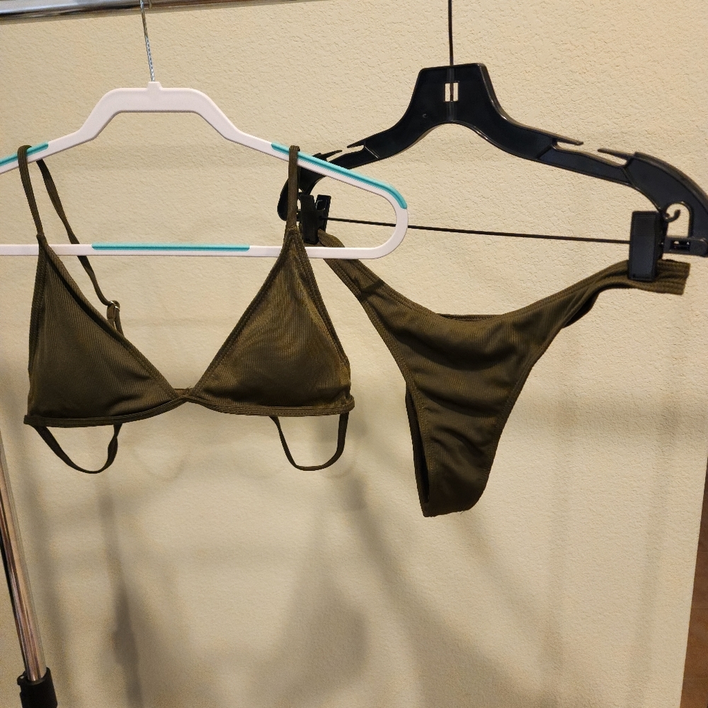 Brand New Olive Green Ribbed 2 piece Bikini. Size XL.